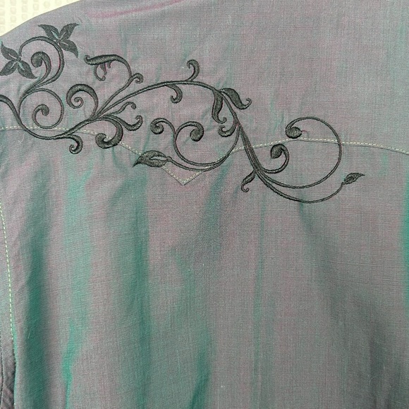 Wrangler Men's Casual Button Down Shirt - Deep Teal with Black Embroidery 0136 - Picture 4 of 6